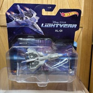 Hot Wheels Disney Pixar Lightyear XL-01 Toy Vehicle